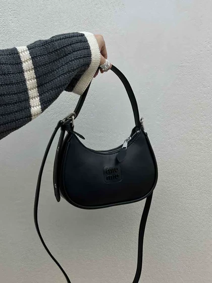 کیف هلالی MIU MIU