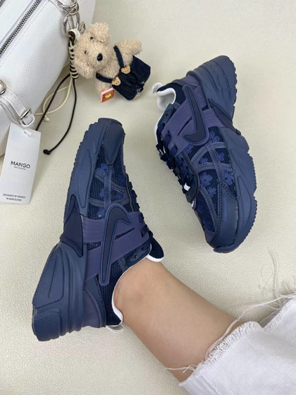 کتانی زنانه نایک وی تو کی طرح گل‌دار | کتانی زنانه نایک وی تو کی طرح گل‌دار nike v2k Flowers Run Womans کد 1325 کد 264