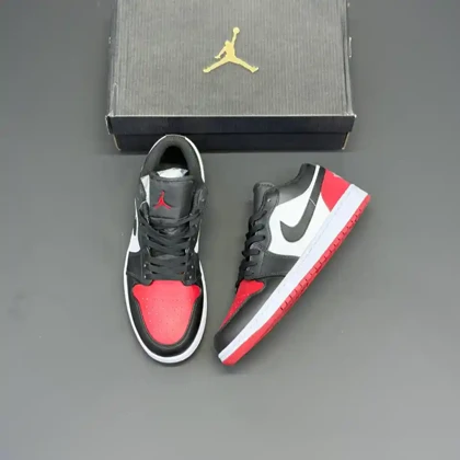 کفش نایک ایر جردن وان مشکی قرمز Nike Air Jordan 1 Black Red