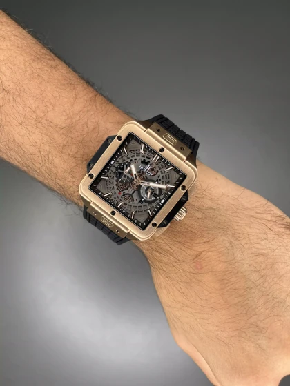 ساعت مچی اوبلو بند صفحه مربعی بند مشکی Hublot Square Bang Unico