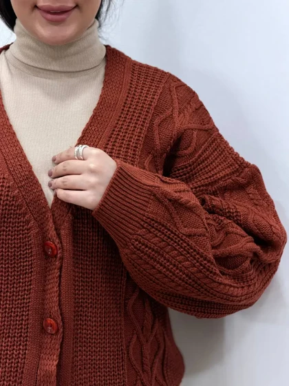 بافت جلو دکمه آرزو