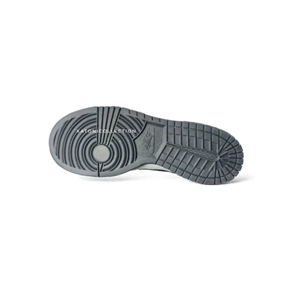 کتانی نایک اس بی دانک لو اینیتیال دی Nike SB Dunk Low”Initial D