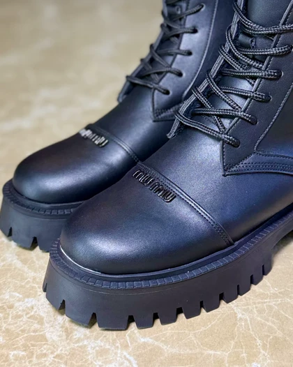 نیم بوت زمستانی میو میو دخترانه (برند ولنتینو)