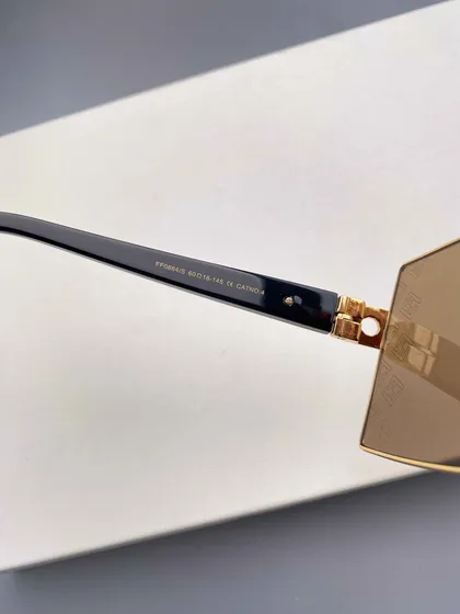 عینک آفتابی فندی مدل FD0864