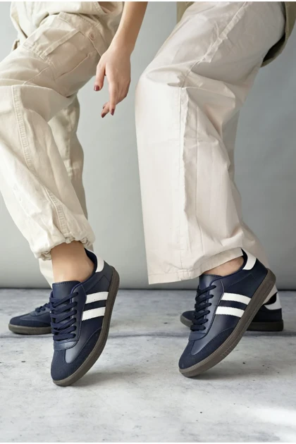 کتانی موگو muggo