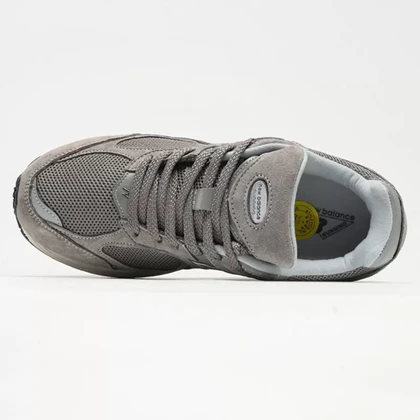 کفش روزمره مردانه نیوبالانس مدل 2002RC