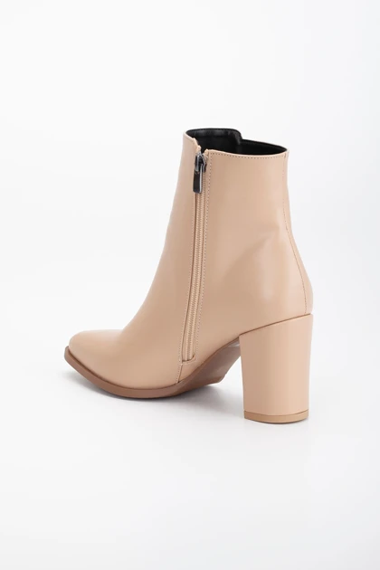 بوت و نیم بوت زنانه lilla lilla