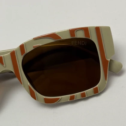 عینک آفتابی فندی FENDI نسکافه ای کد 23087 - کیفیت مستر - لیمیتد ادیشن