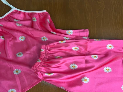 ست تاپ و شلوارک طرح گل 183