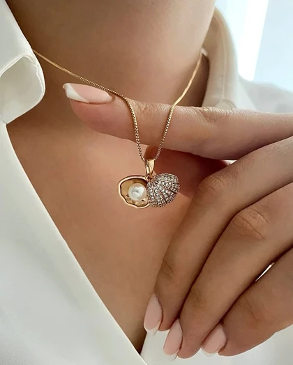 گردنبند صدف و مروارید ژوپینگ