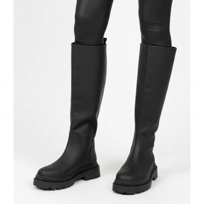 بوت زنانه بلند ساده