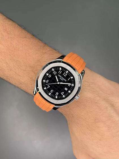 ساعت مچی پتک فیلیپ آکوانا بند رابر نارنجی صفحه مشکی Patek Philippe Aquanaut