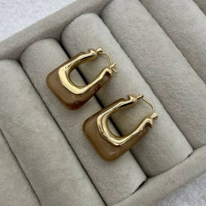 گوشواره‌های هندسی مدرن رزینی