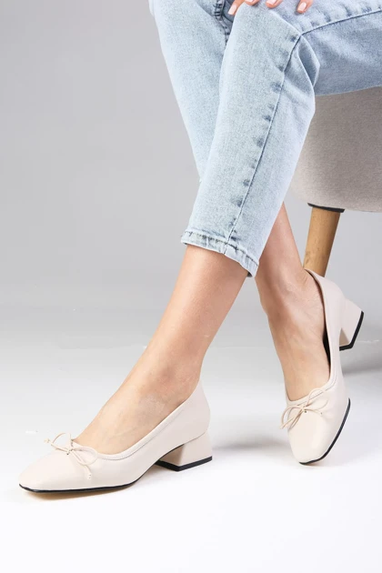 کفش پاشنه‌بلند کلاسیک زنانه میوگوستو mio-gusto