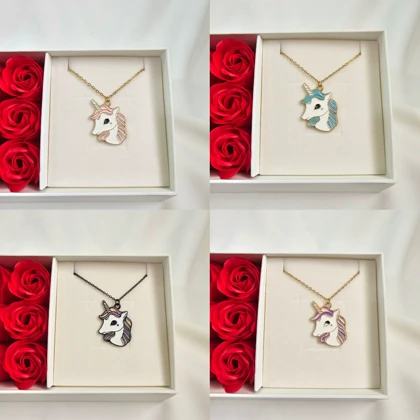 گردنبند اسب تک شاخ