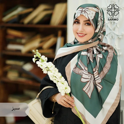 روسری ابریشم کجراه پاپیون