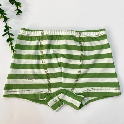 لباس زیر راه راه پسرانه