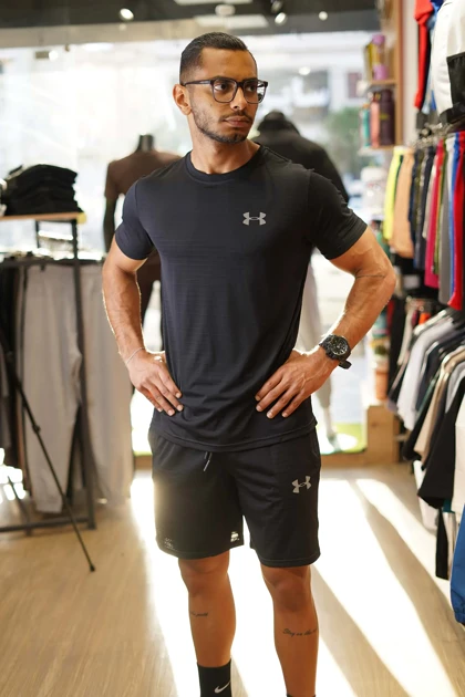 ست مردانه تیشرت و شلوارک پارچه تنفسی کد 14131