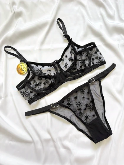 ست سوتین و شورت فنردار توری طرح ستاره کد 323