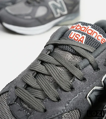 کفش کتانی طوسی فیلی NEW BALANCE 990