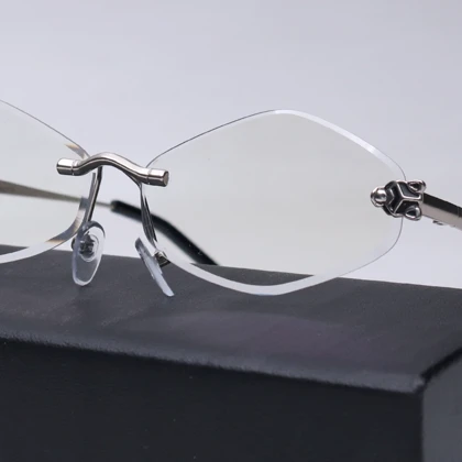 عینک برند CARTIER کد 181478