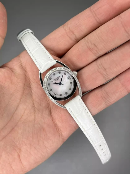 ساعت مچی لونژین بند چرمی سفید قاب دورنگین Longines