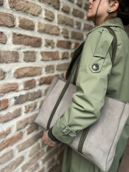 کیف دوشی سرور