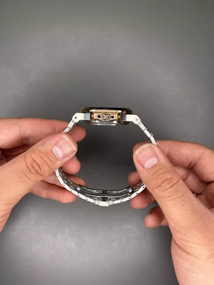 ساعت مچی پتک فیلیپ ناتیلوس رزگلد صفحه شکلاتی Patek Philippe Nautilus