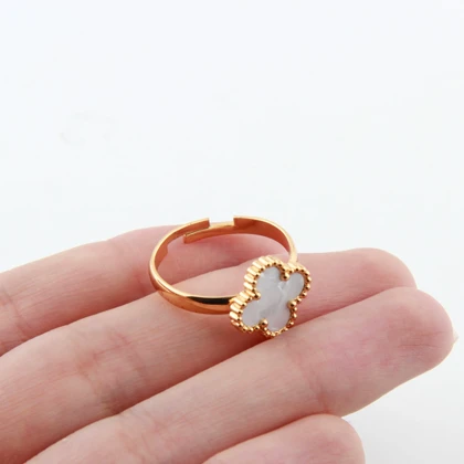 انگشتر زنانه طرح ونکلیف