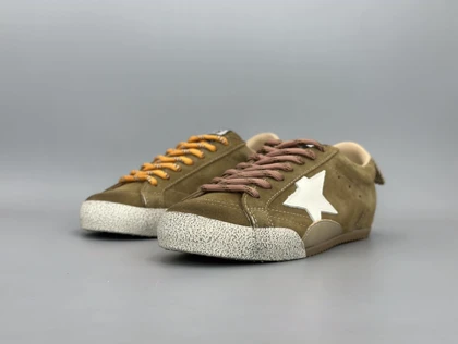 کتانی گلدن گوس ترو استار جیر شتری سفید/Golden goose True Star