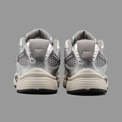 نایکی V5 رانر طوسی Nike V5 RNR Cement Grey