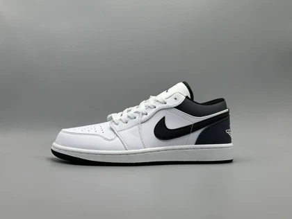 کتانی نایکی جردن 1 لو ریورس پاندا/Nike J1 Low