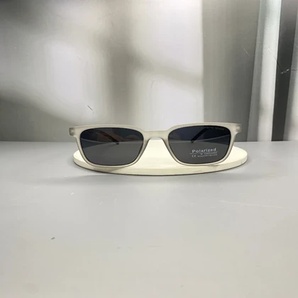 عینک آفتابی پورشه دیزاین با فریم کائوچو و لنز پلی‌کربنات پلاریزه UV400 Porsche Design Premium