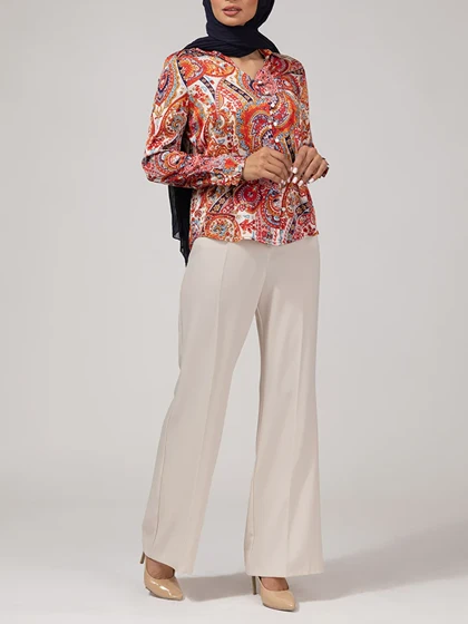 شومیز زنانه ساتن طرح دار یقه هفت آستین بلند 30109