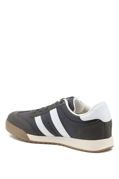 کتانی مردانه kinetix