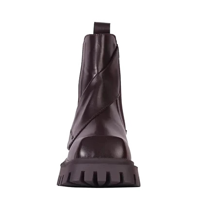 نیم بوت پنجه مربعی مدل برنا کد 2180