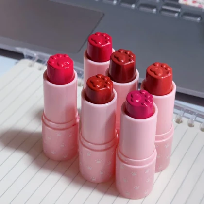 رژگونه پنجه ای استیکی کالر کستل Color Castle