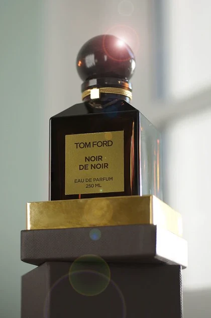 عط تام فورد نویر د نویر Tom Ford Noir de Noir