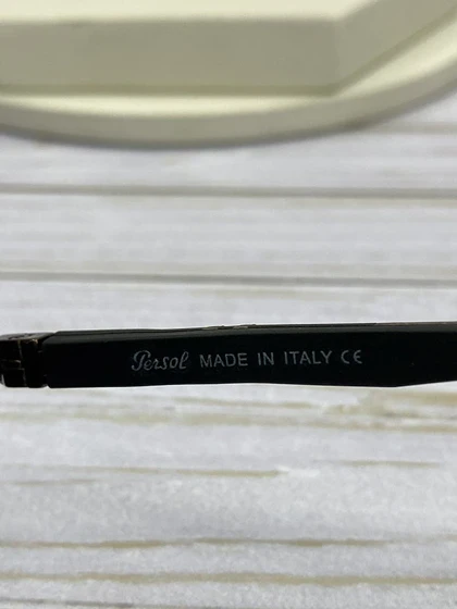 عینک آفتابی پرسول P6808 فریم کائوچو قهوه‌ای و عدسی پلی‌کربنات UV400 پلاریزه