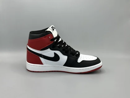 کتانی نایکی جردن1 بلک توو/Nike Air Jordan1 Black toe