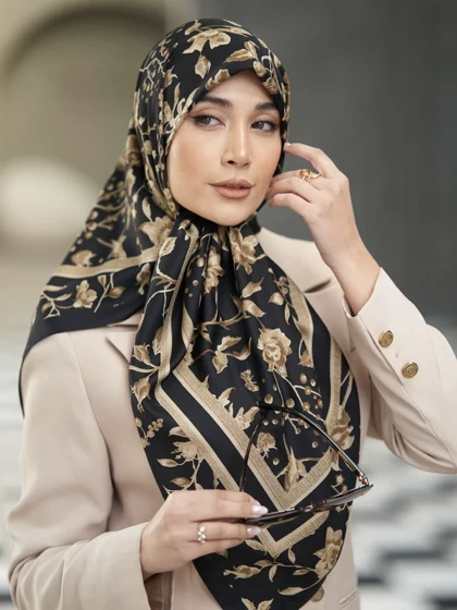 روسری ساتن دیورگل