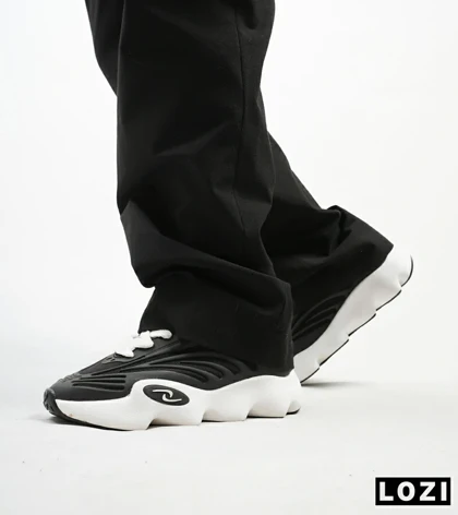 کفش کتانی مردانه مشکی ADIDAS yeezy 700 v2