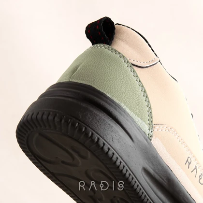 کفش روزمره زنانه چرم رادیس مدل AILEY کد 661-M.MC