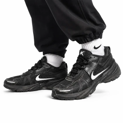 کفش کتانی زنانه نایکی v2k مشکی سفید Nike V2k
