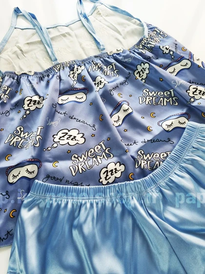 ست لباس خواب تاپ و شورتک ساتن طرح نوشته و ابر