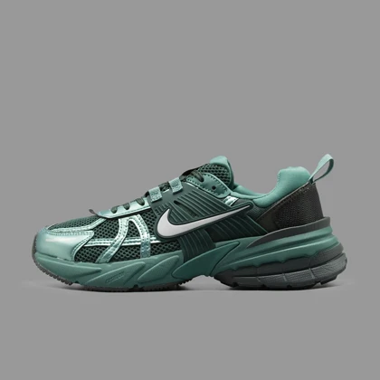 نایکی وی تو کی سبز متالیک Nike V2K Run Metallic Green