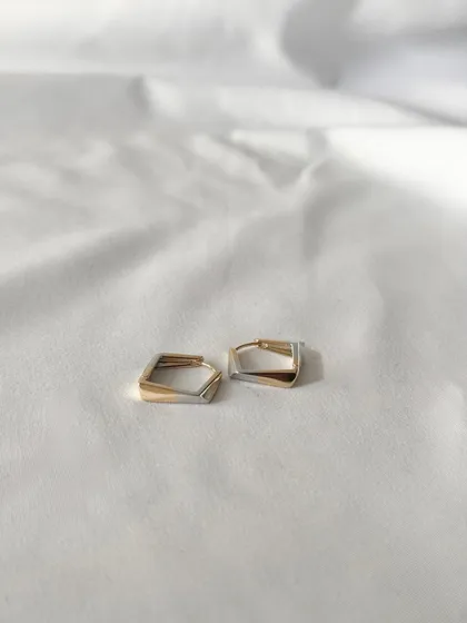 گوشواره چند ضلعی دو رنگ