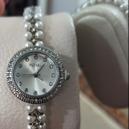 ساعت مچی زنانه مرواریدی رویال سیلور رنگ ثابت