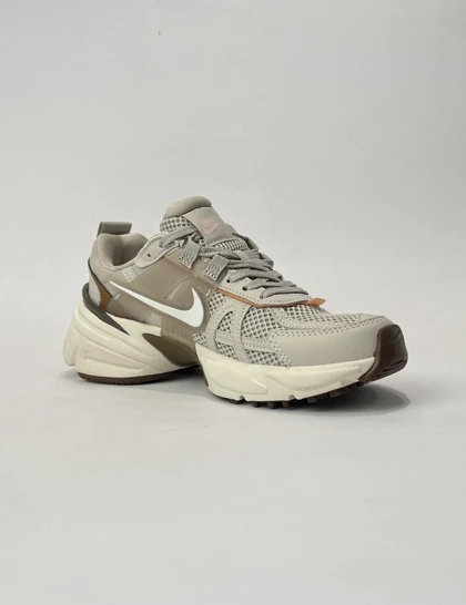 کفش ورزشی نایک وی تو کی v2k عسلی کیفیت مستر