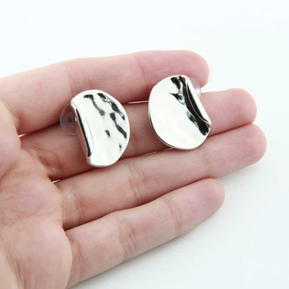 گوشواره زنانه میخی مدل آینه ای